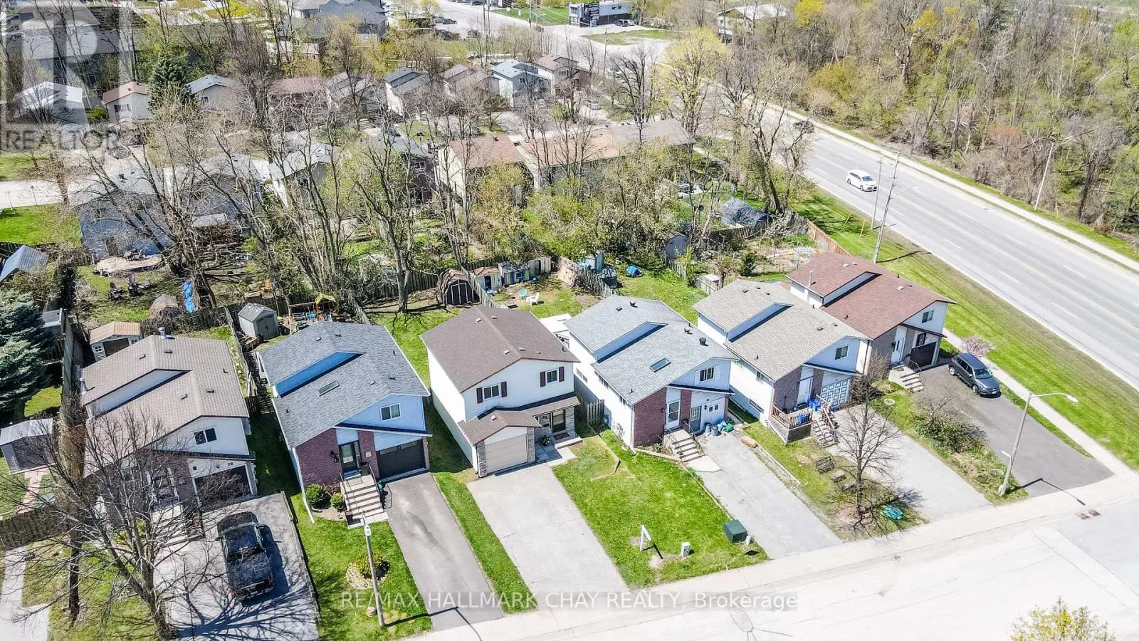 82 MELINDA CRESCENT