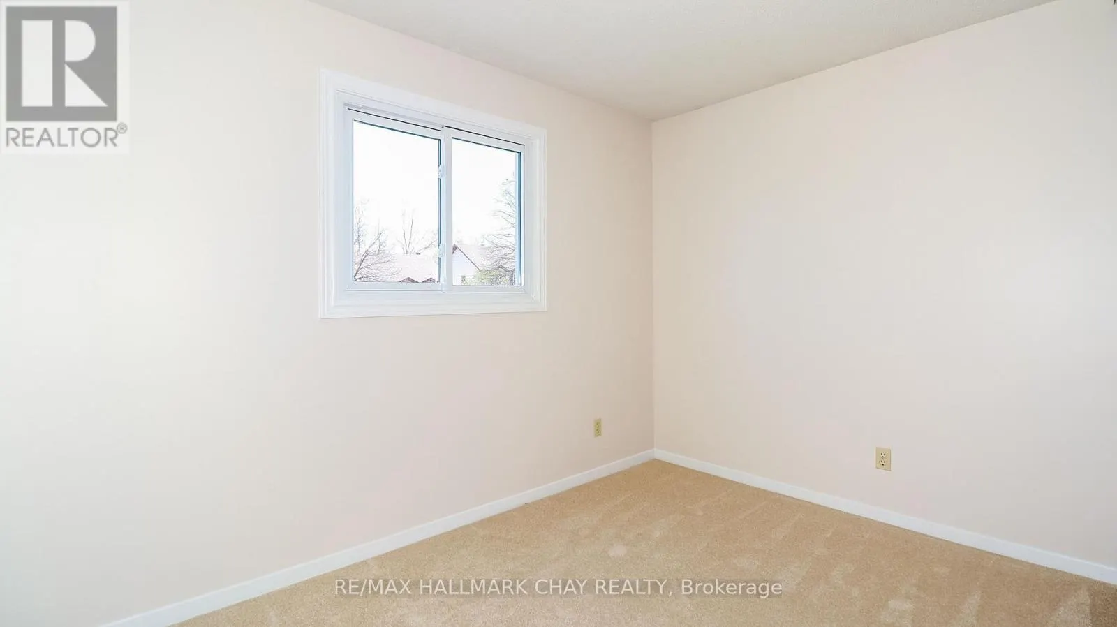 82 MELINDA CRESCENT