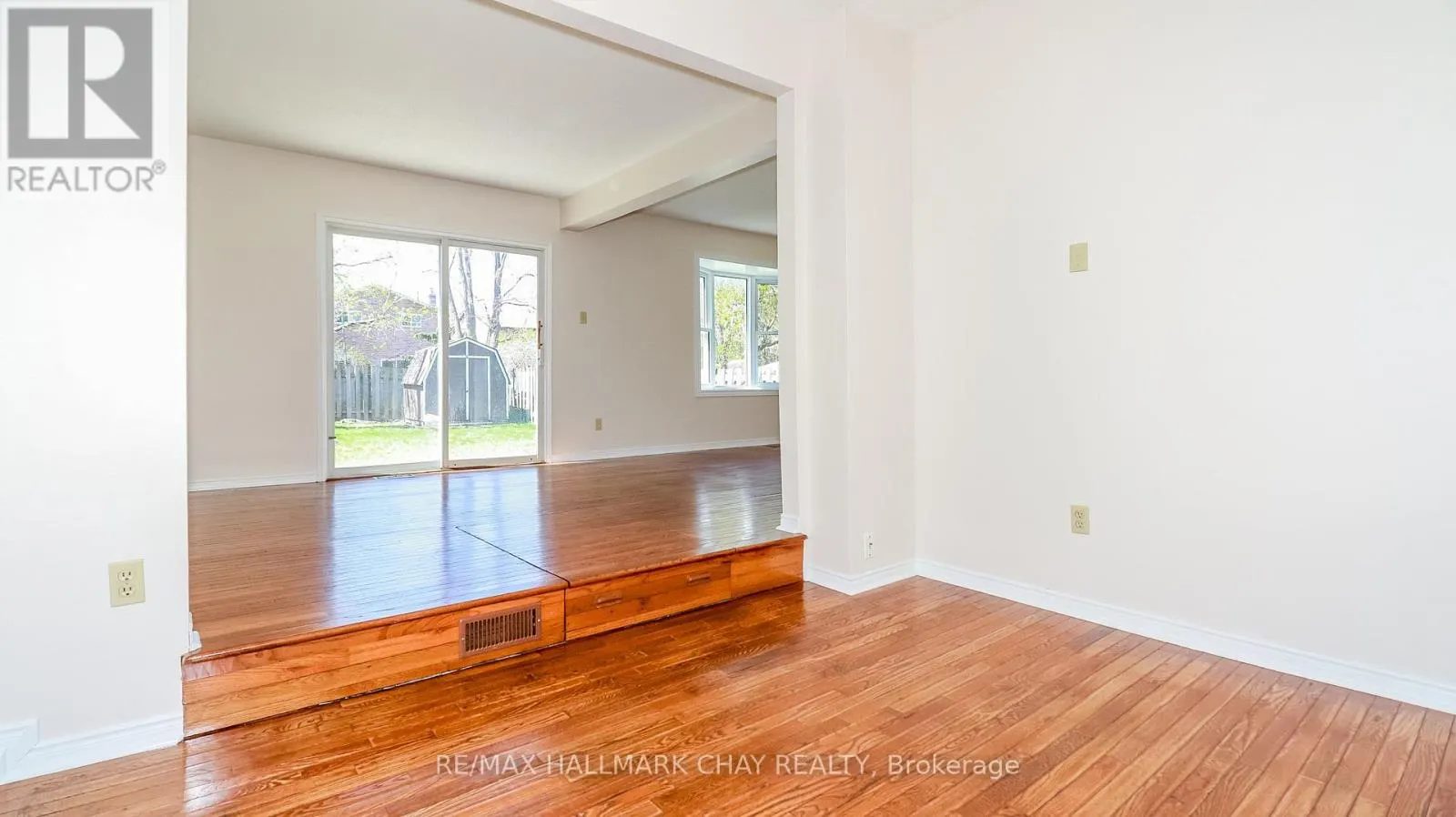 82 MELINDA CRESCENT
