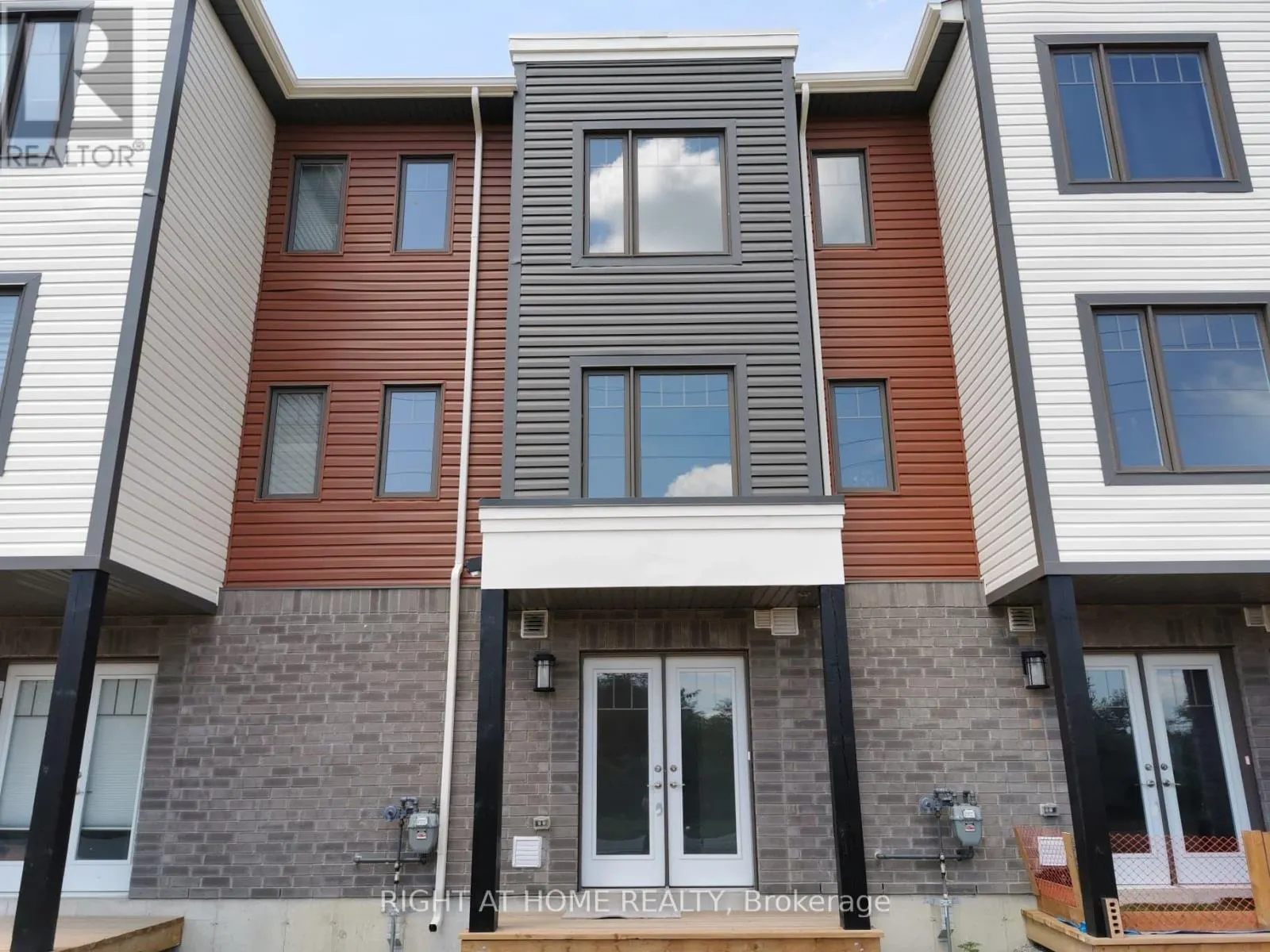 3 ANDEAN LANE