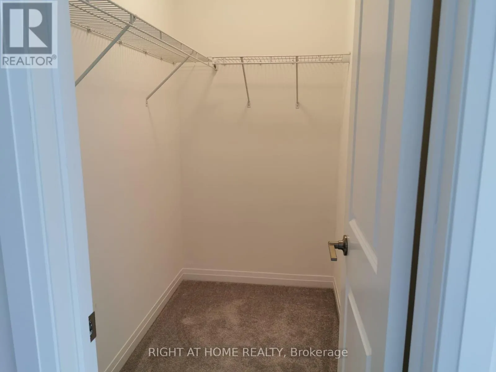 3 ANDEAN LANE