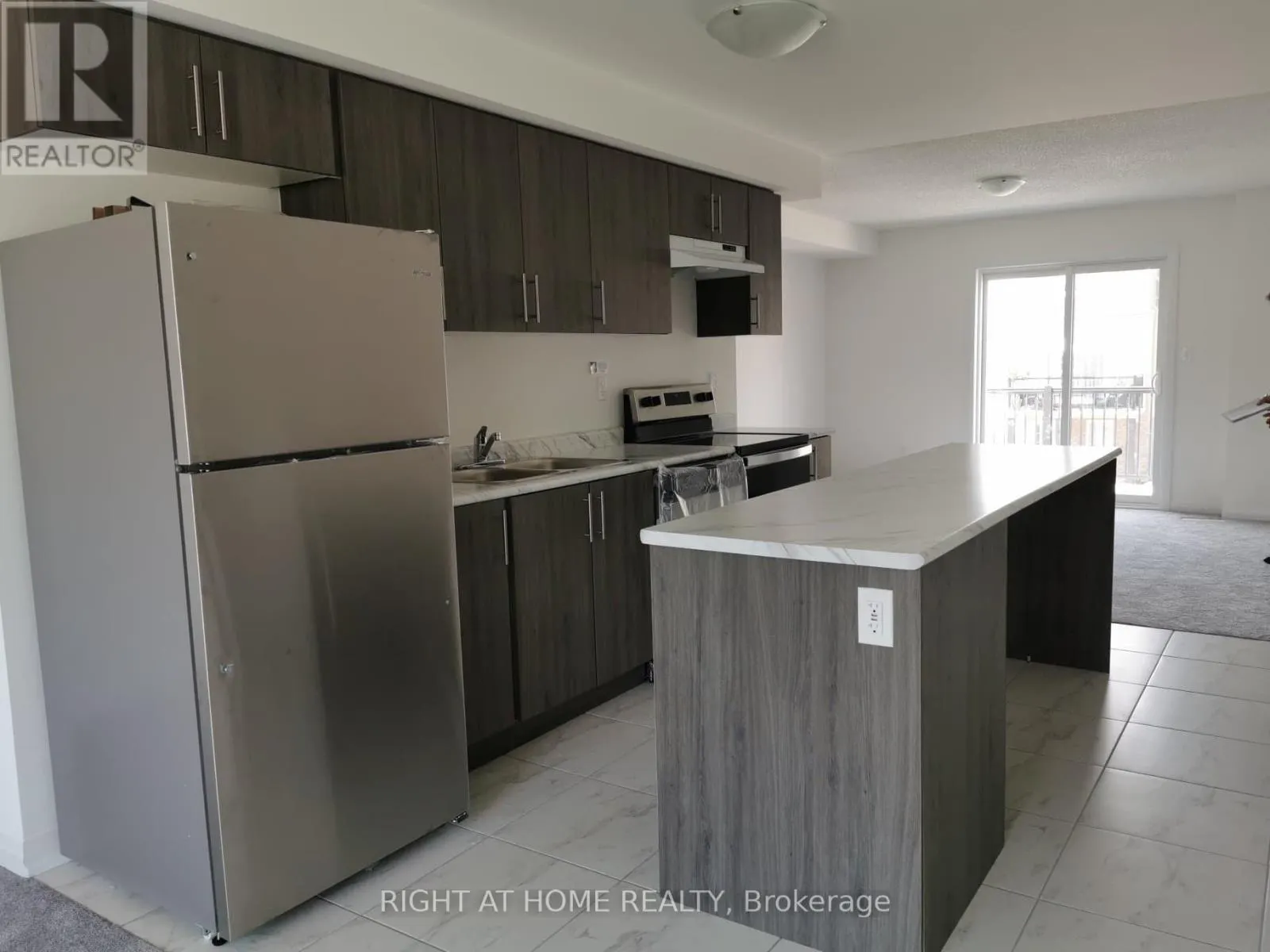 3 ANDEAN LANE