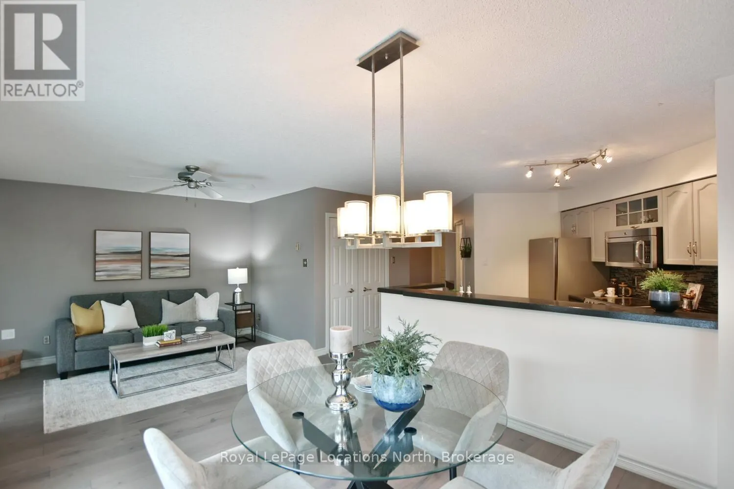 153 - 30 RAMBLINGS WAY, #153