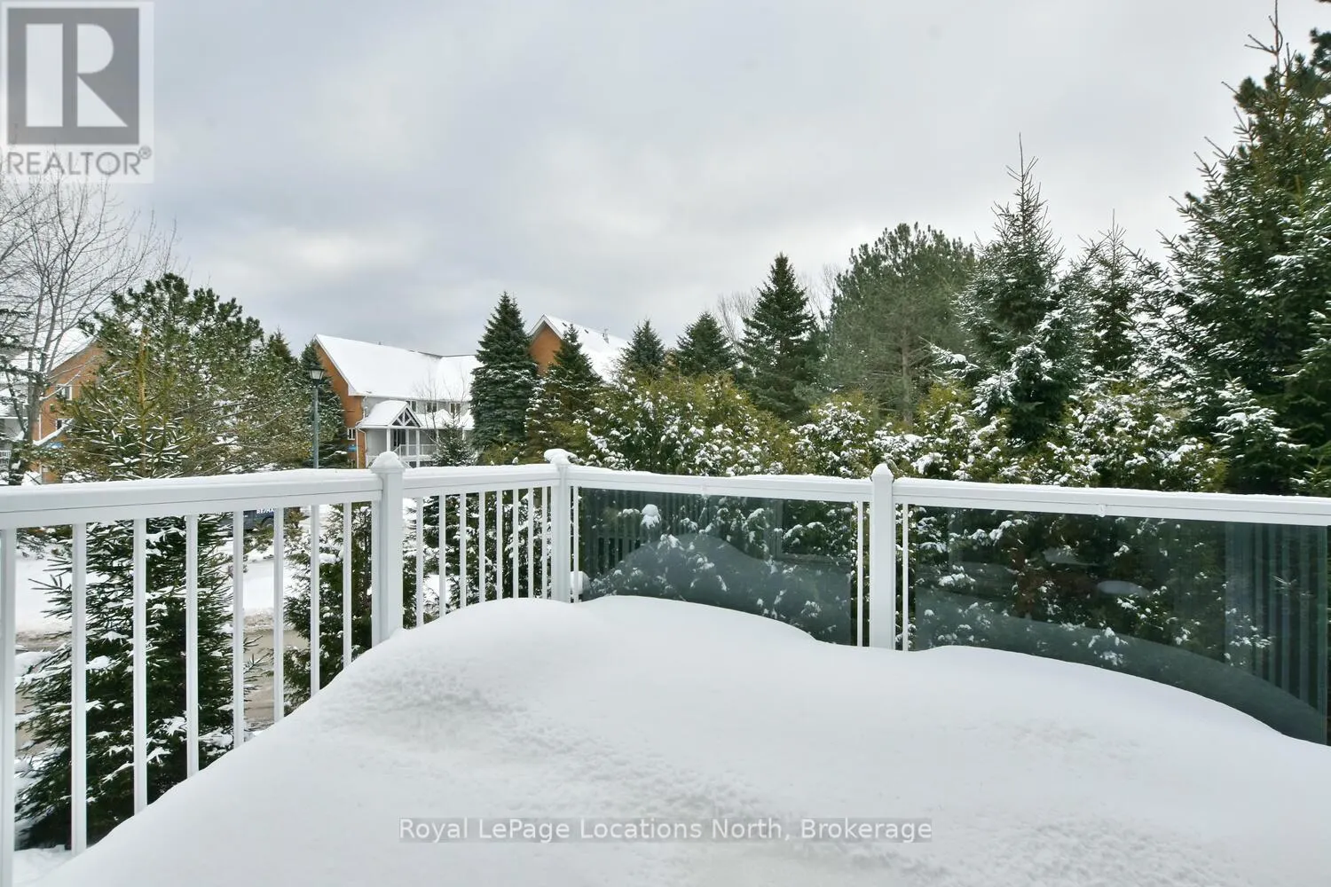 153 - 30 RAMBLINGS WAY, #153