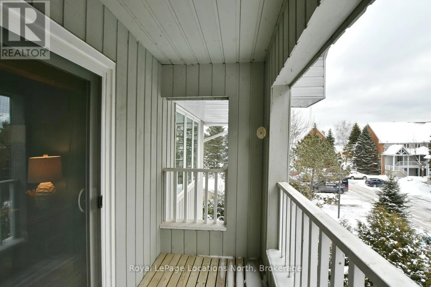 153 - 30 RAMBLINGS WAY, #153