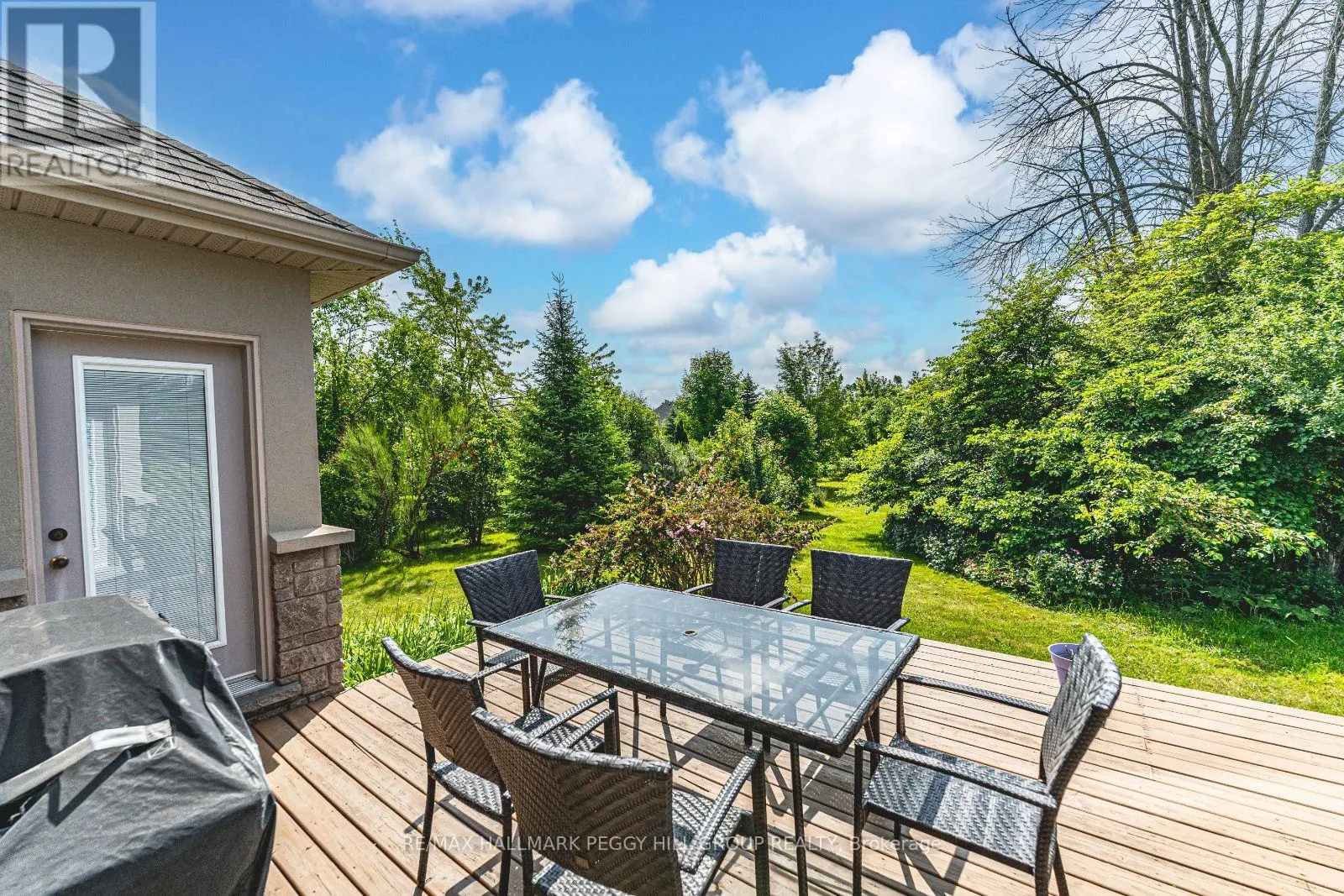 32 BASSWOOD CIRCLE