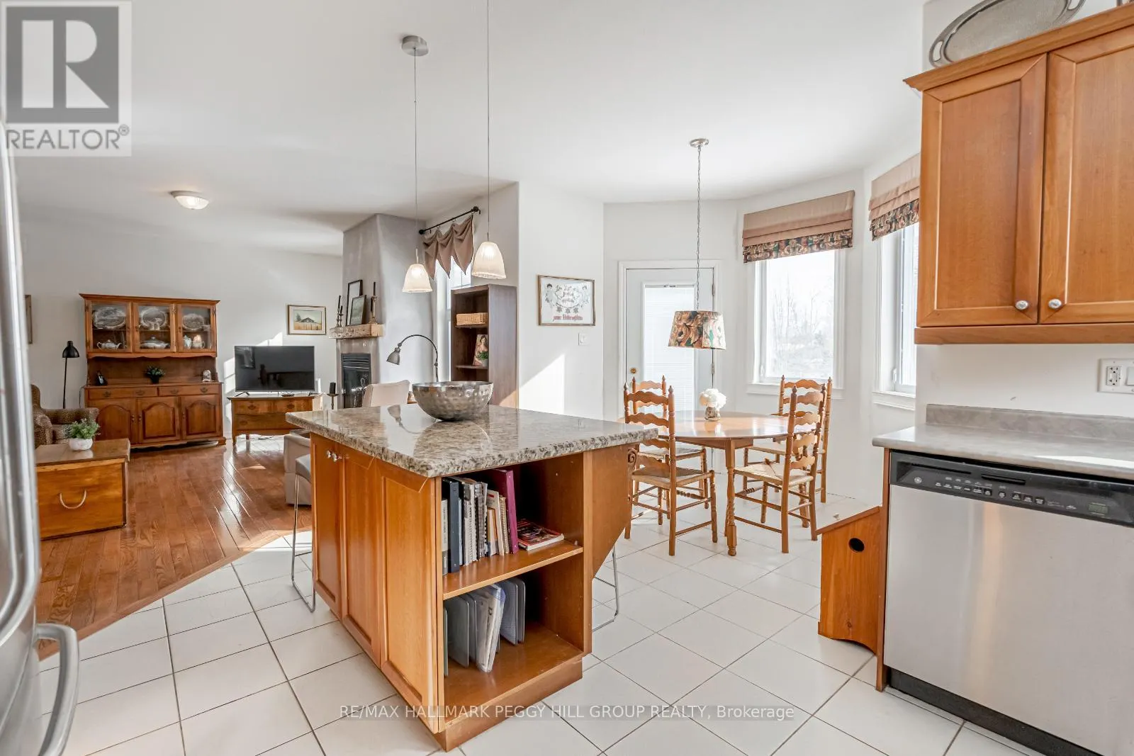 32 BASSWOOD CIRCLE