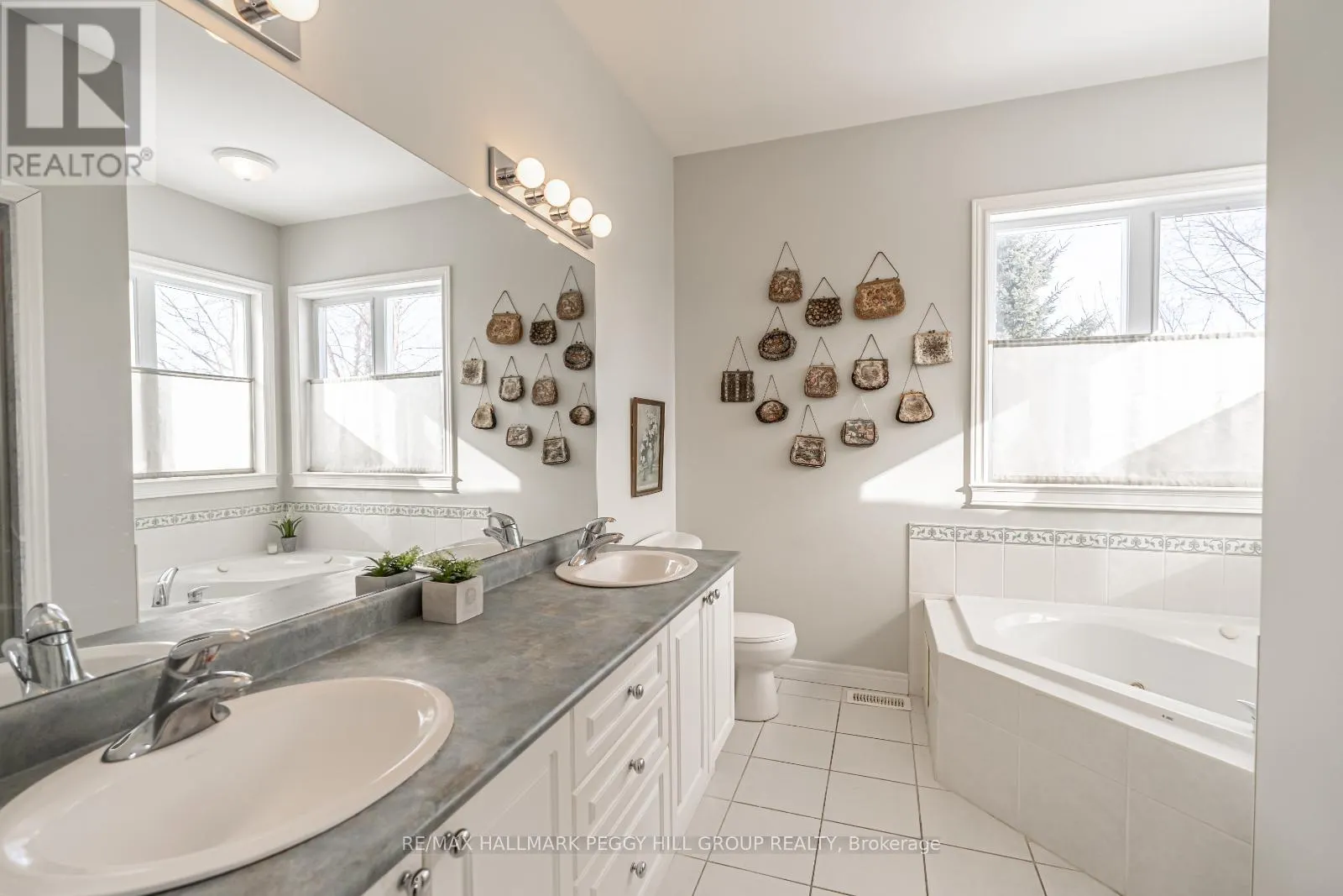 32 BASSWOOD CIRCLE