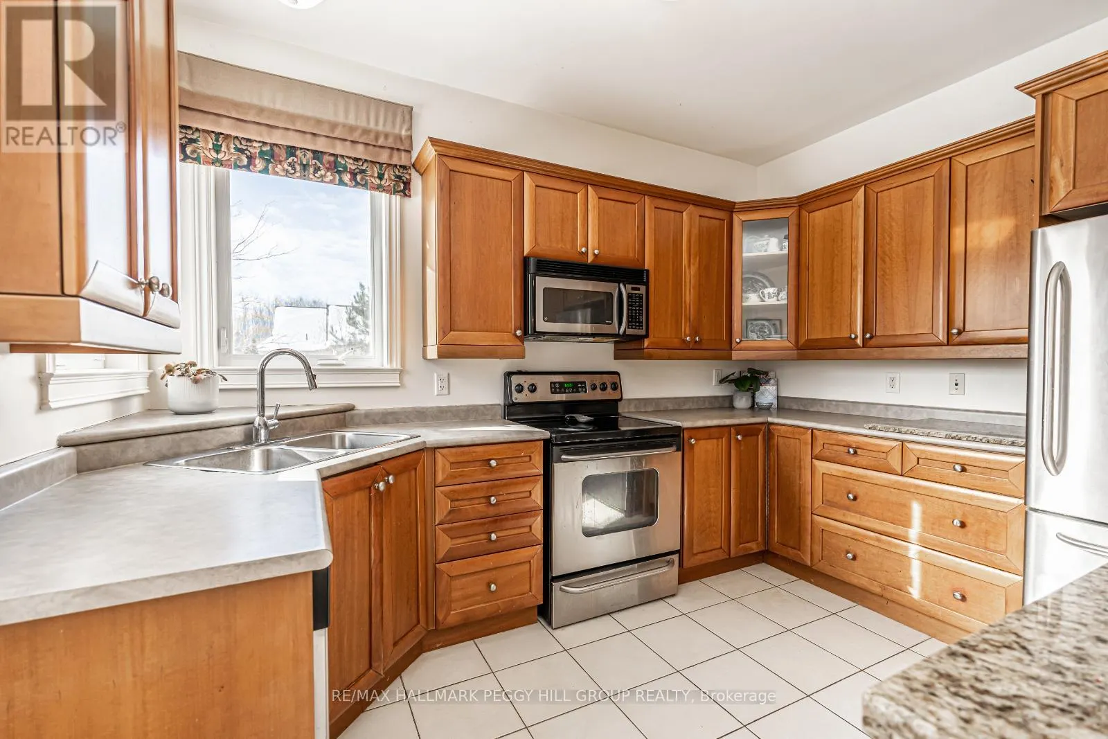 32 BASSWOOD CIRCLE
