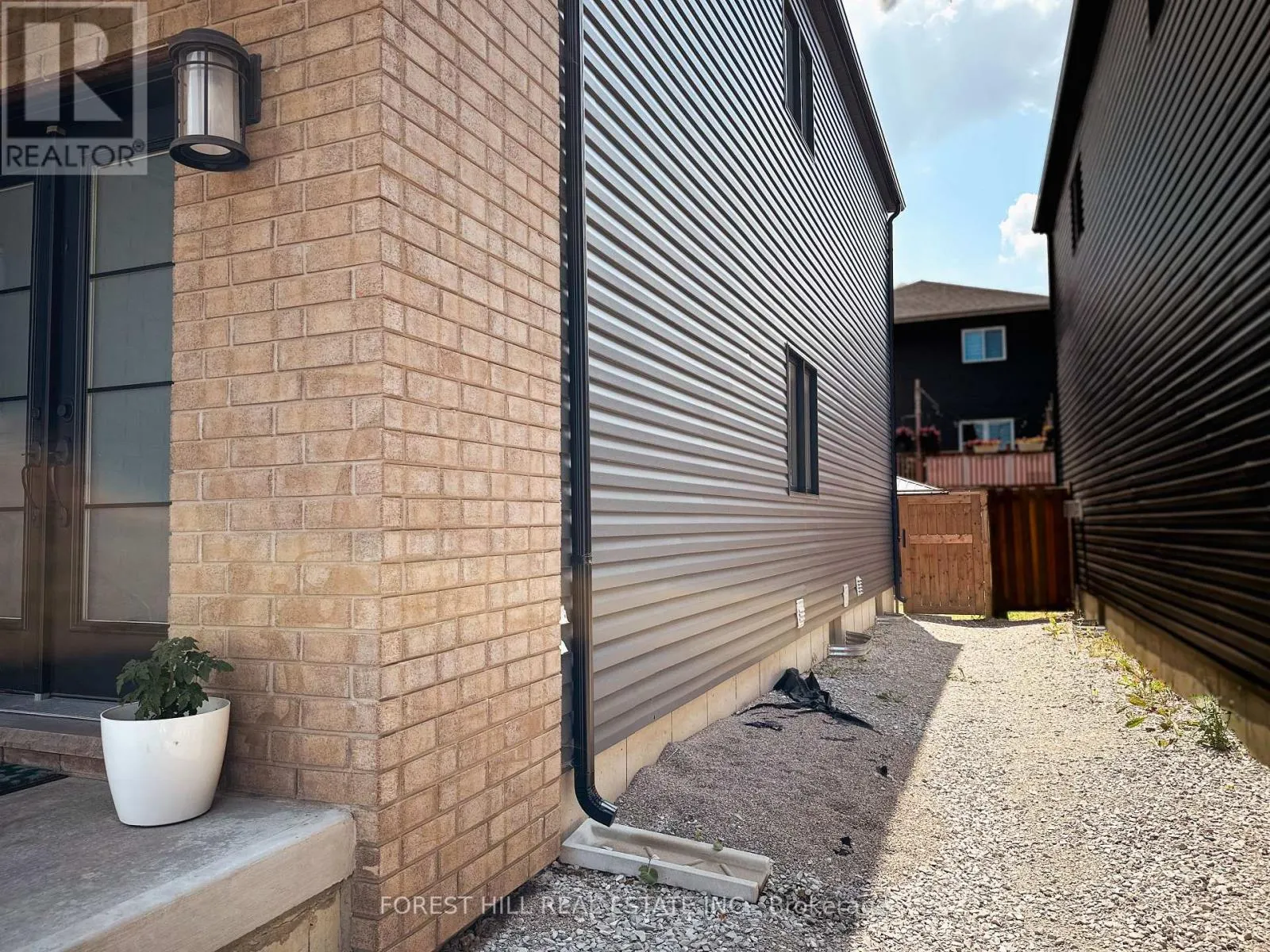 64 MABERN STREET