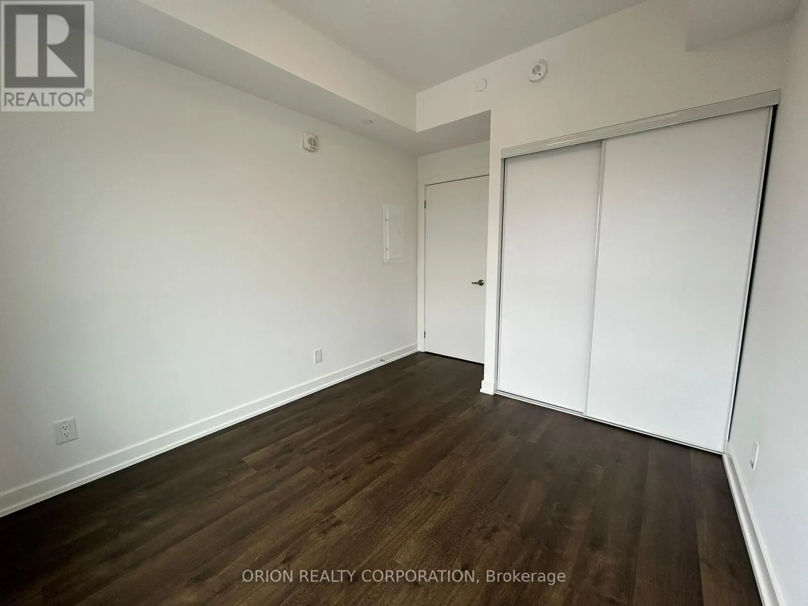 1103 - 56 LAKESIDE TERRACE