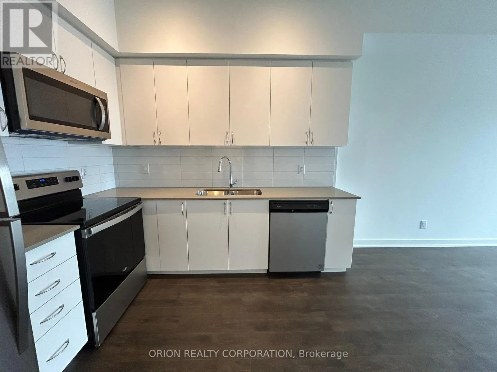 1103 - 56 LAKESIDE TERRACE
