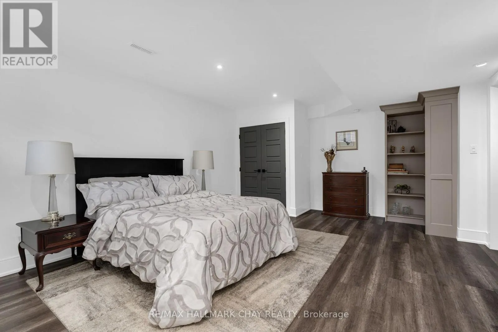 7 BYERS STREET