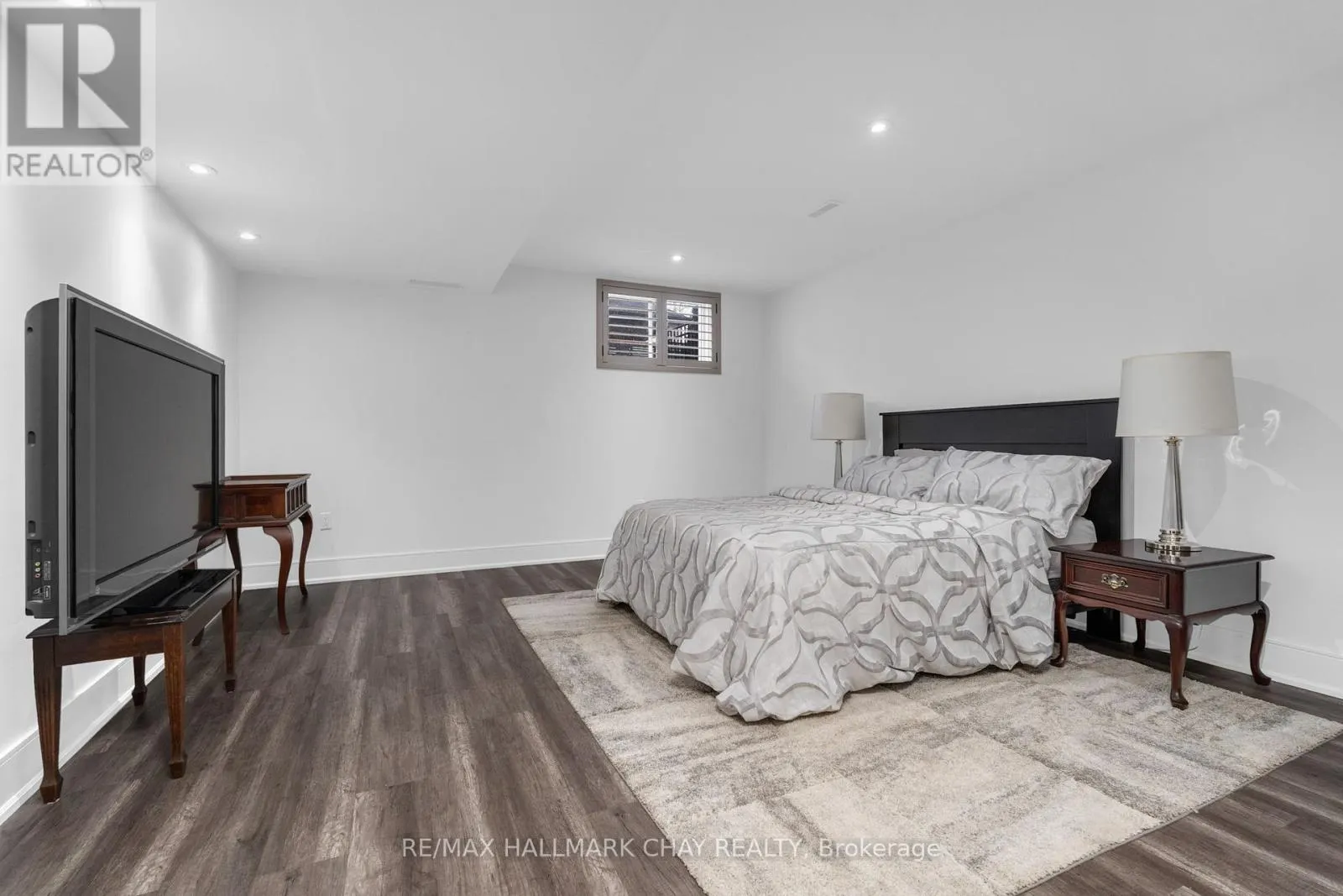 7 BYERS STREET