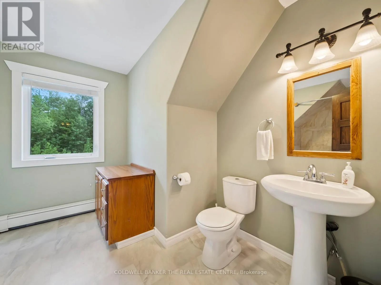 2955 PINECONE TRAIL