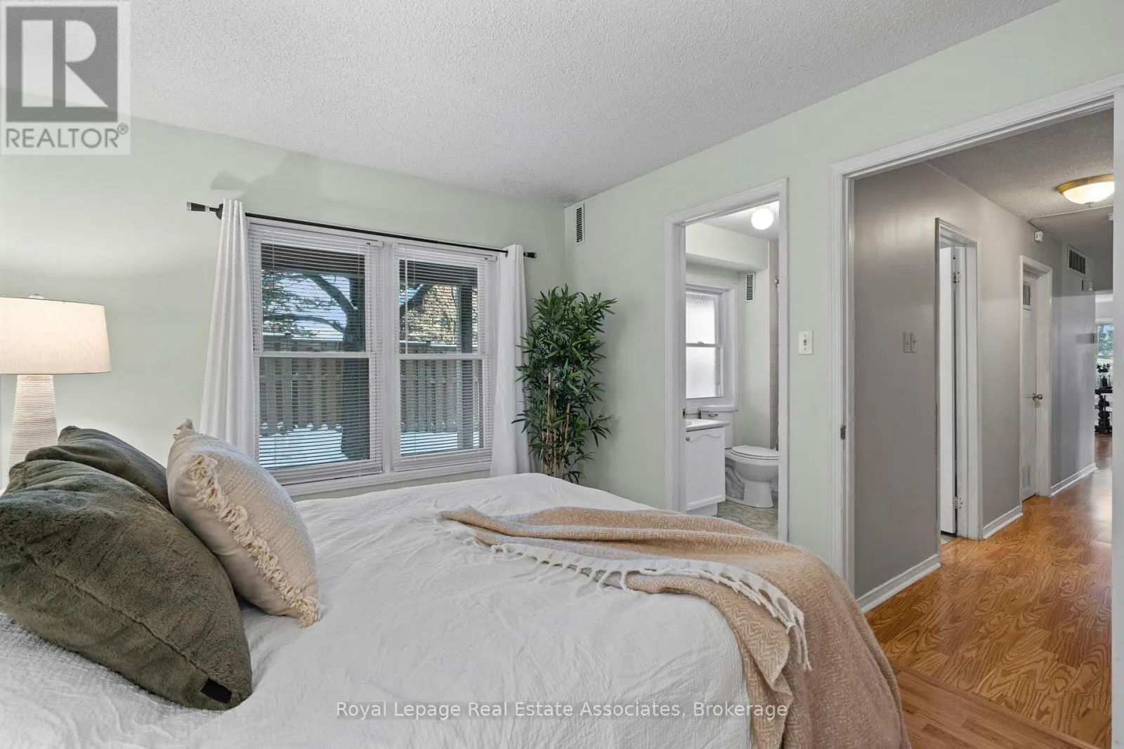 2 - 119 D'AMBROSIO DRIVE