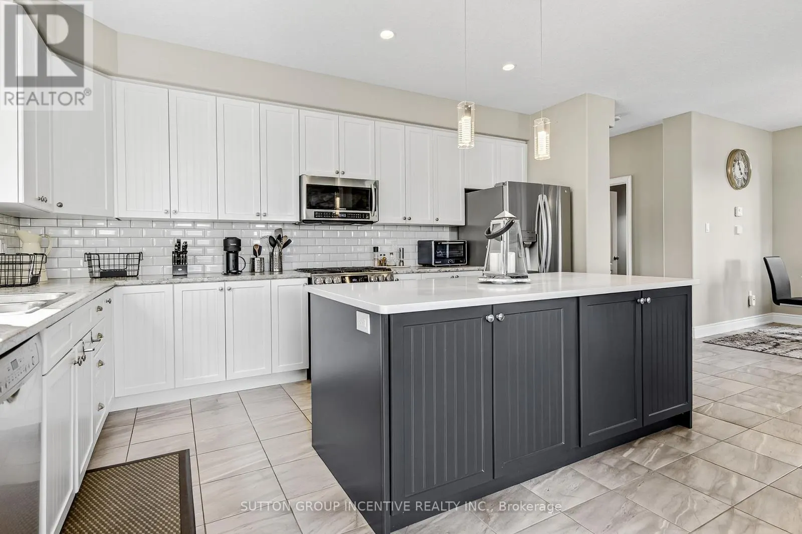 22 BRITANNIC LANE