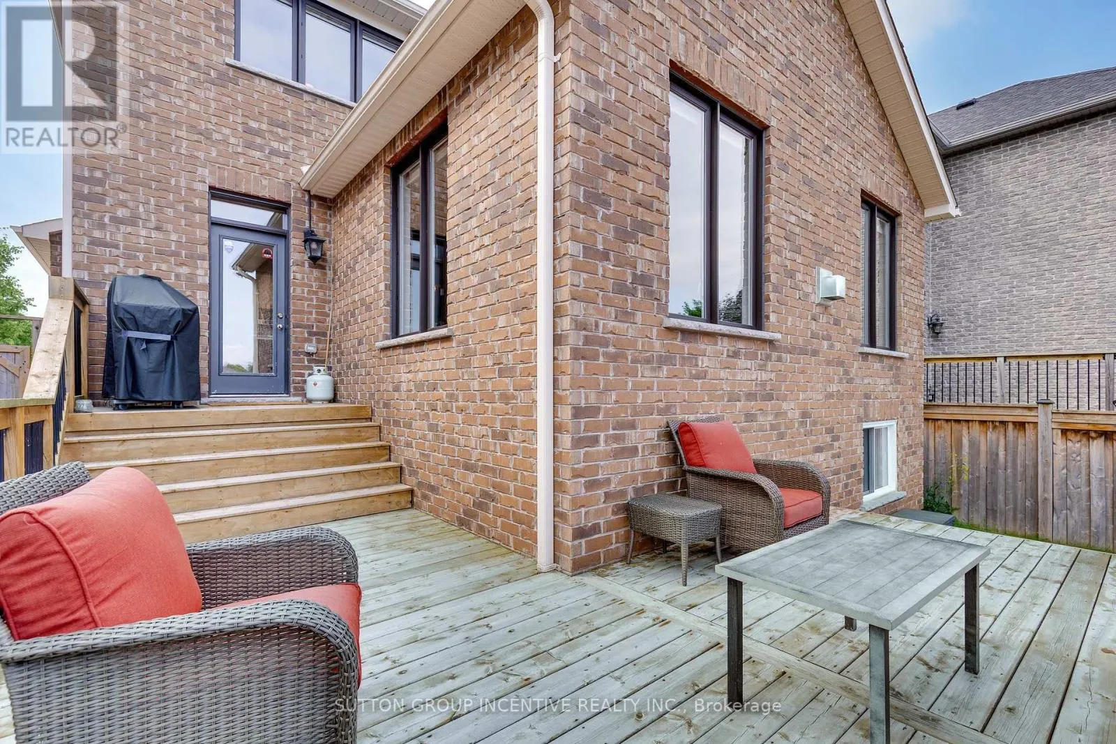 22 BRITANNIC LANE