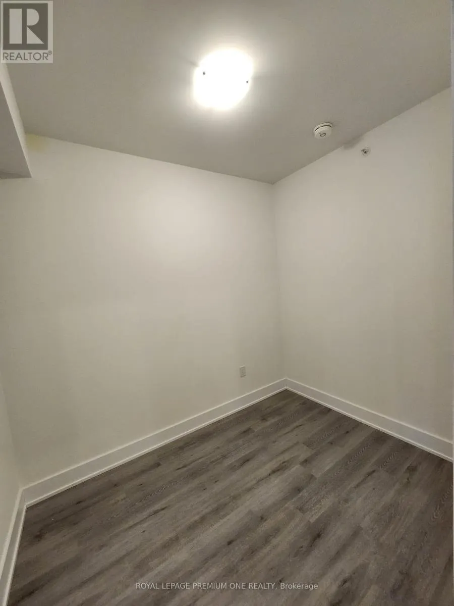 208 - 1 CHEF LANE