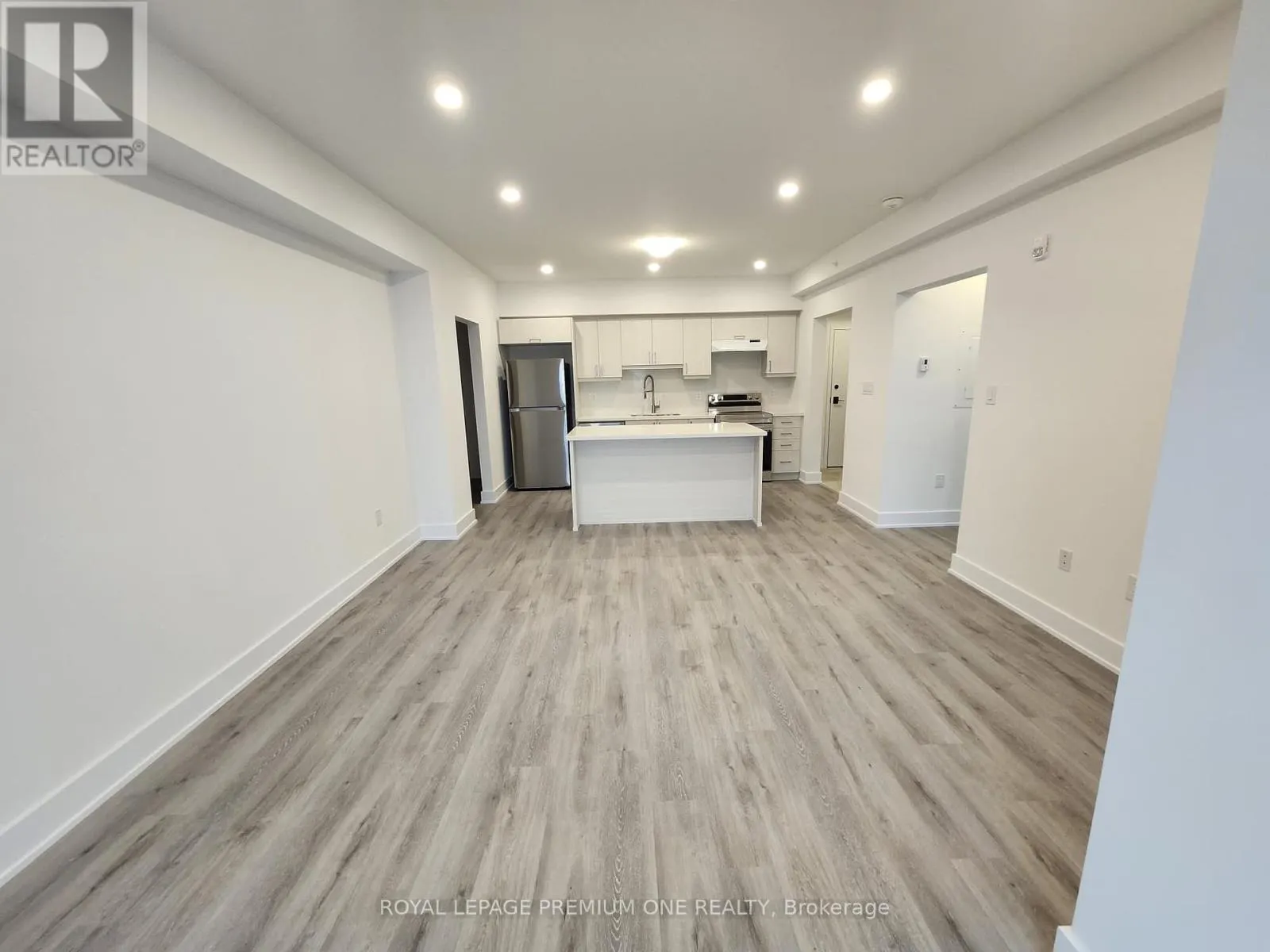208 - 1 CHEF LANE