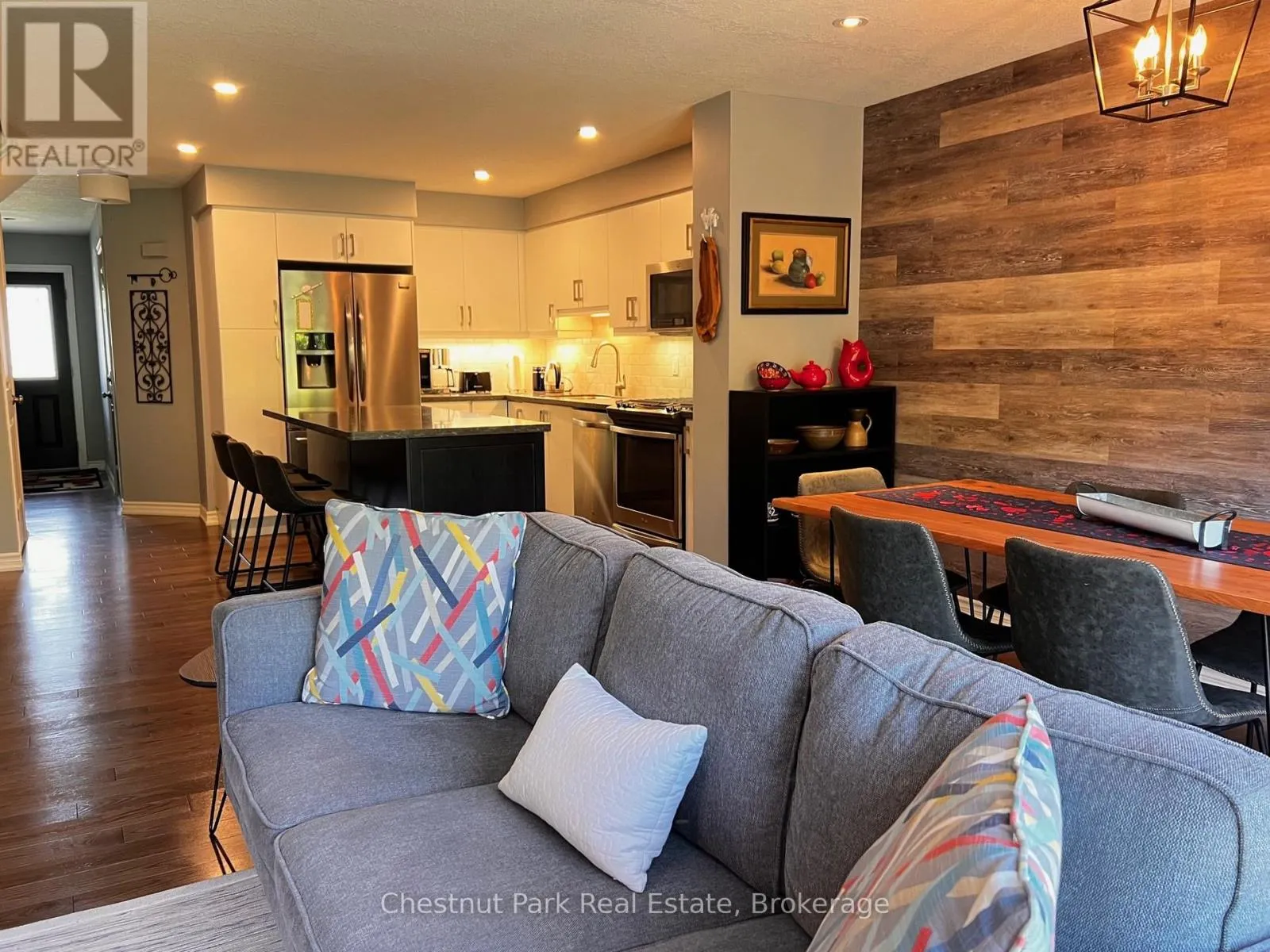 27 CONSERVATION WAY