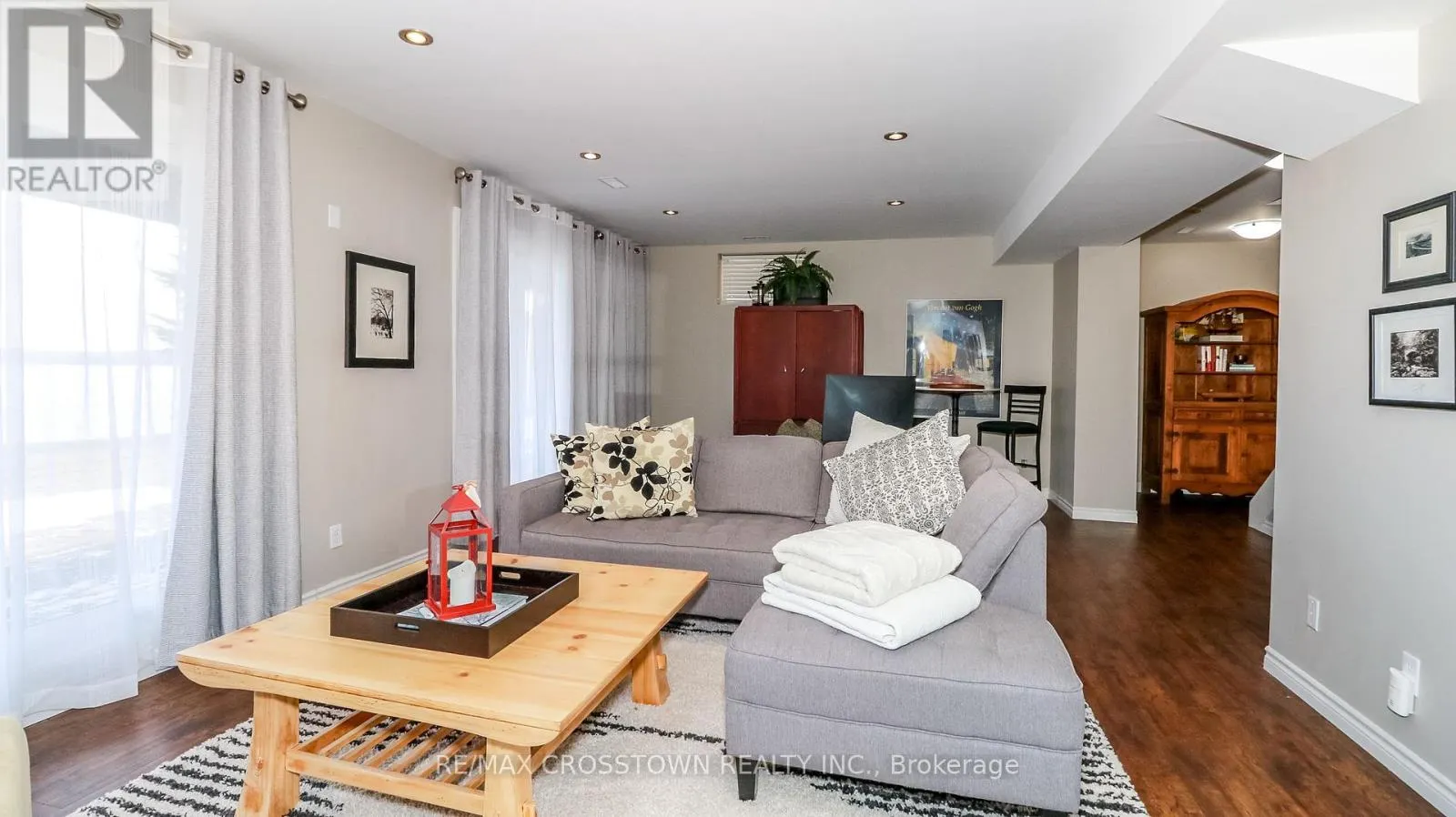 3093 SANDY BEND