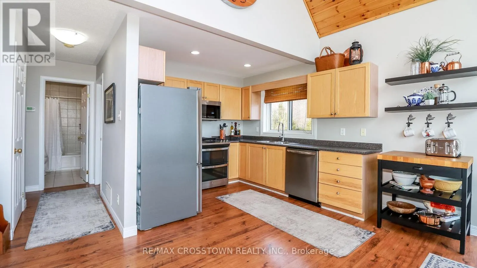3093 SANDY BEND