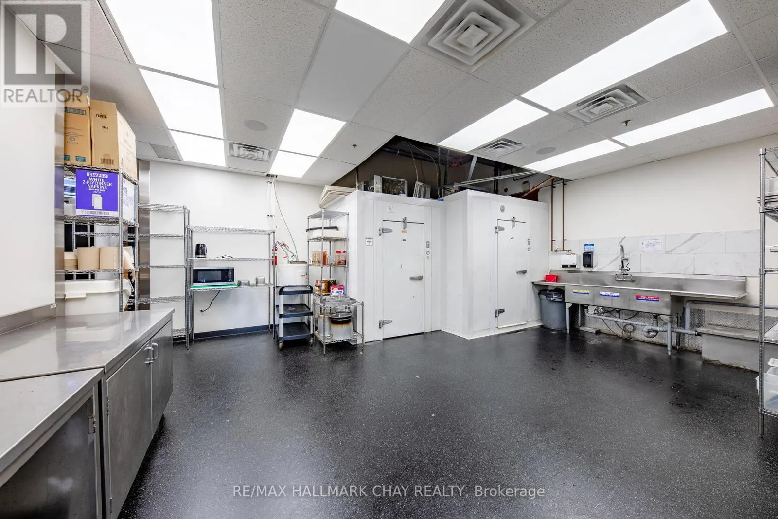6 - 845 KING W