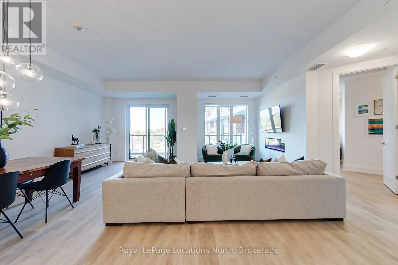 525 - 1 HUME STREET, #525