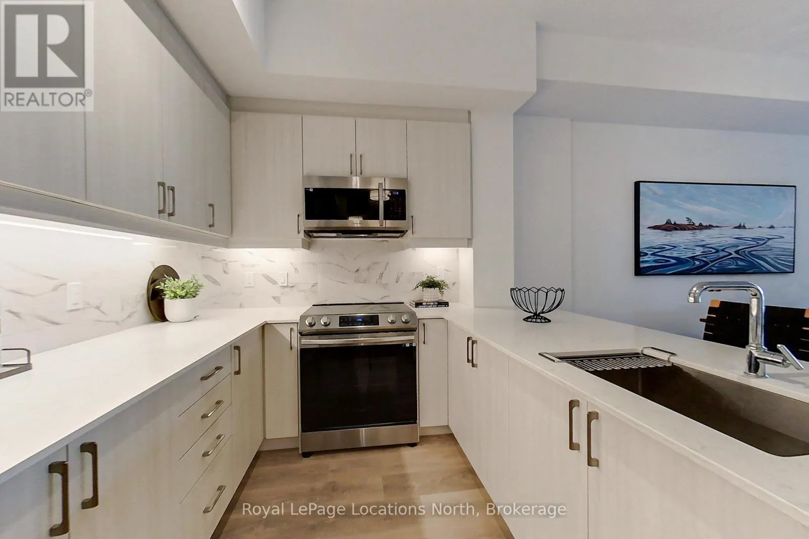 525 - 1 HUME STREET, #525