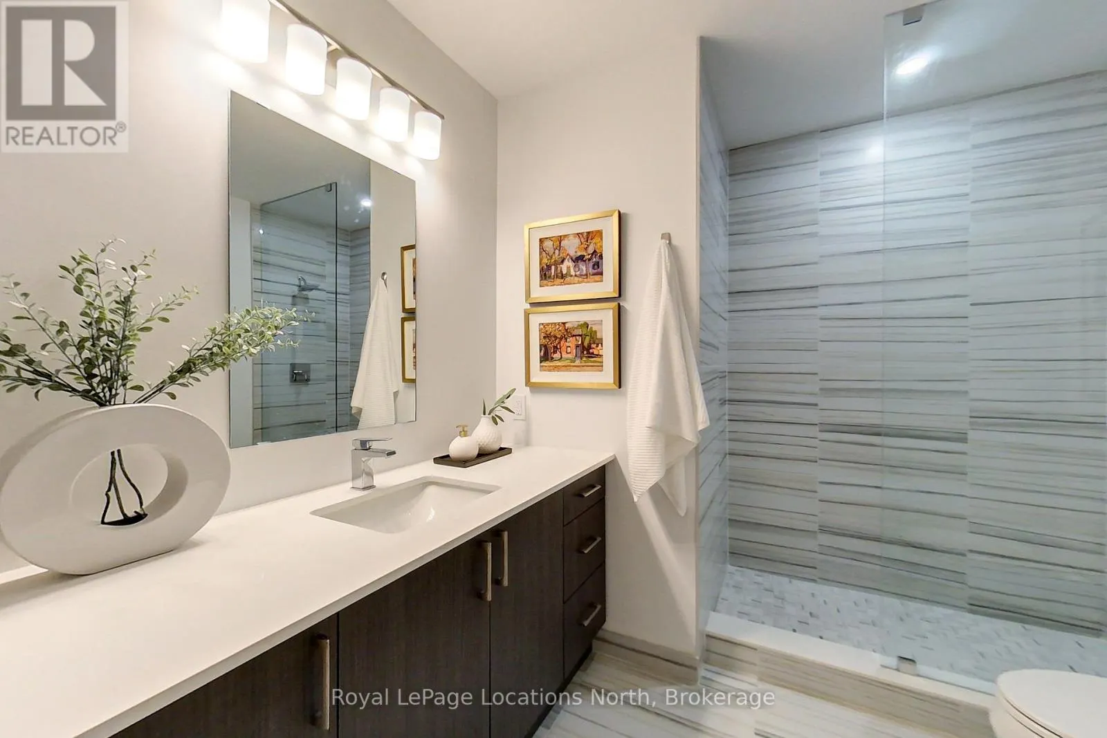 525 - 1 HUME STREET, #525