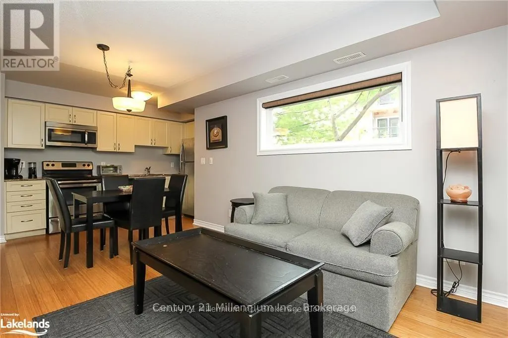 101 - 1 BRANDY LANE DRIVE, #101
