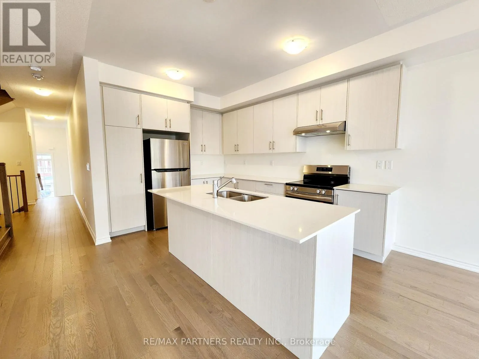 136 GREER STREET