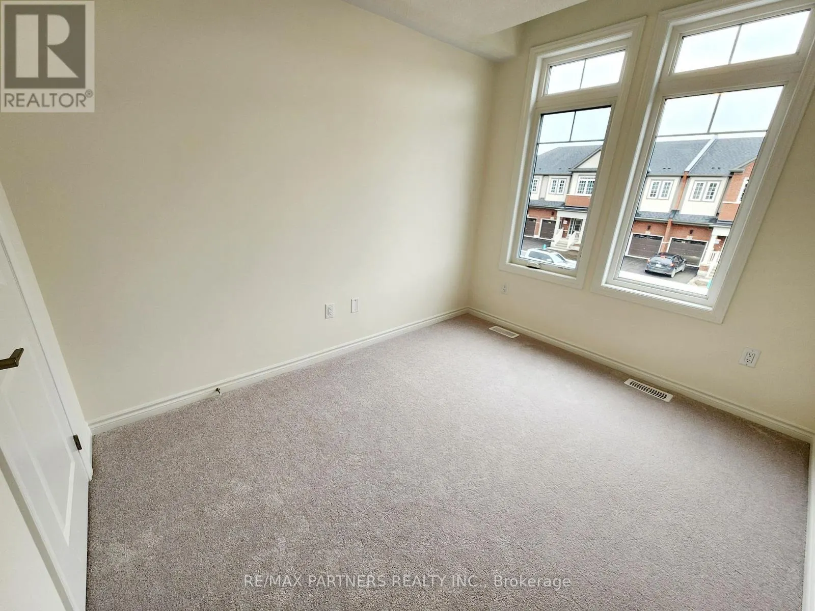 136 GREER STREET