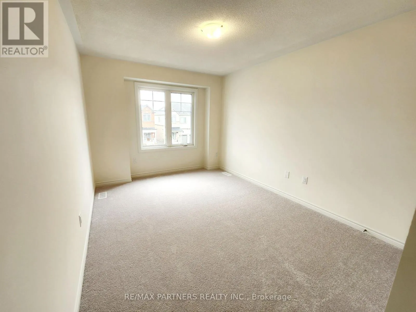 136 GREER STREET