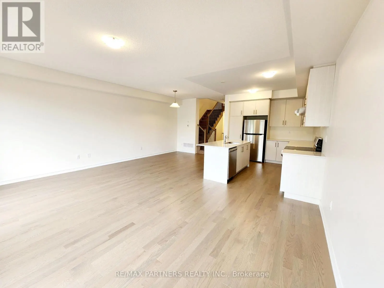 136 GREER STREET