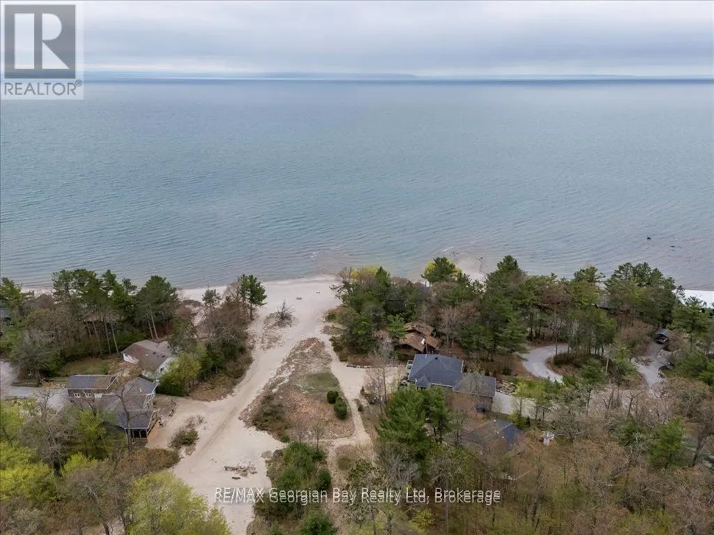 25 TALL PINES DRIVE W