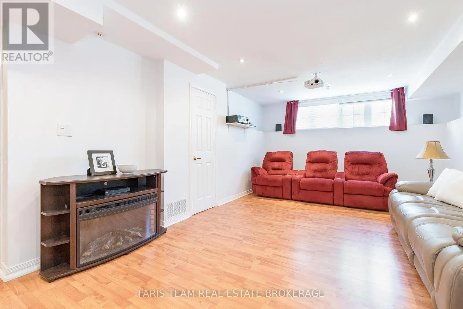 57 ROSE VALLEY WAY