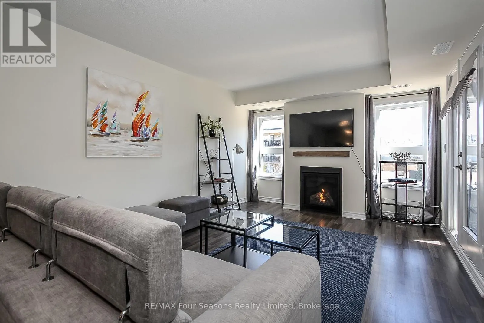 207 - 5 ANCHORAGE CRESCENT, #207