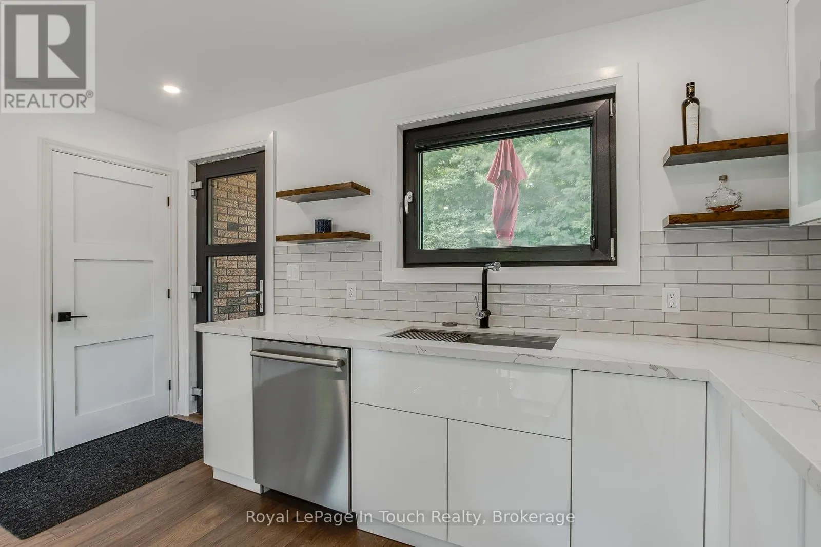 26 GLEN CEDAR DRIVE