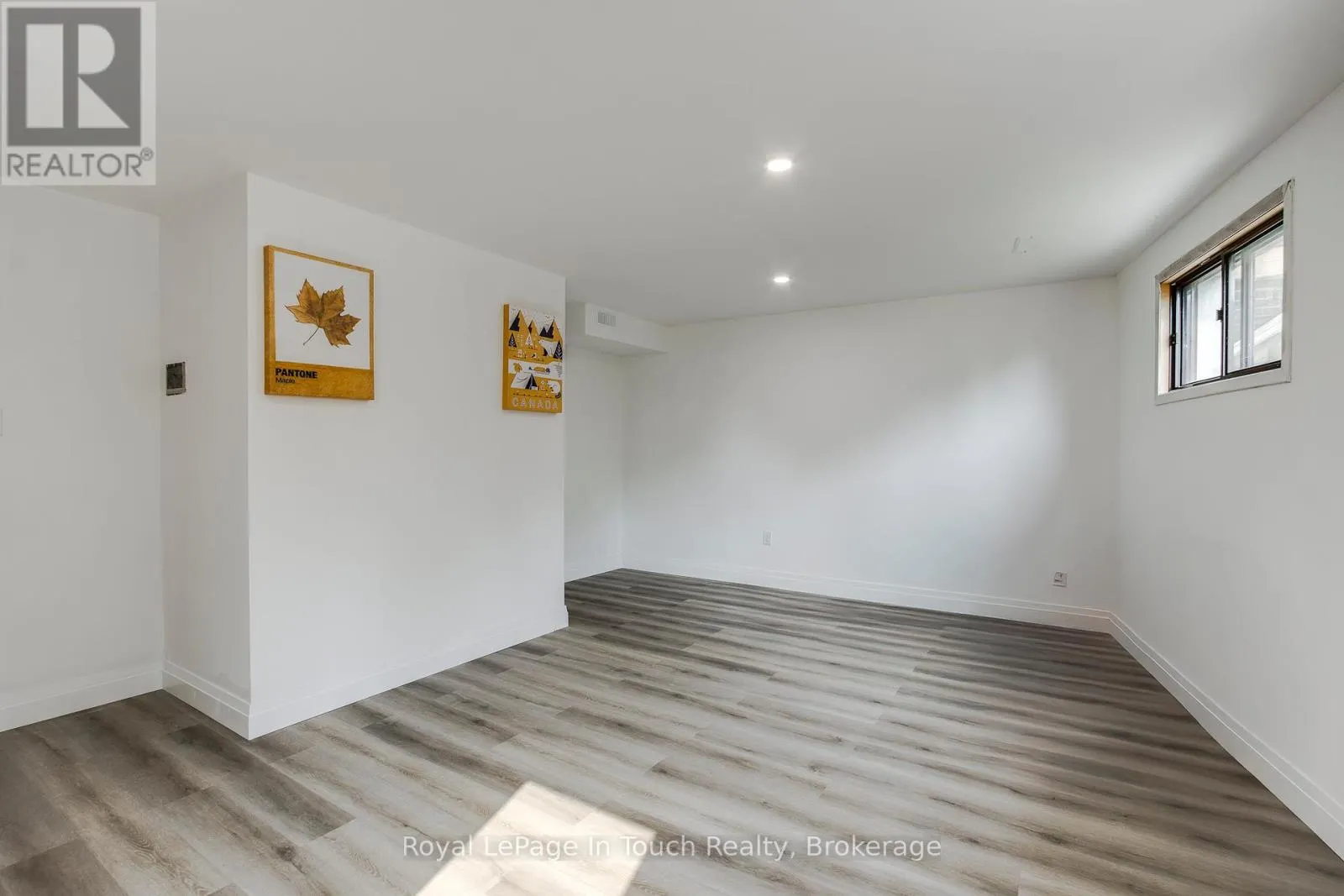 26 GLEN CEDAR DRIVE