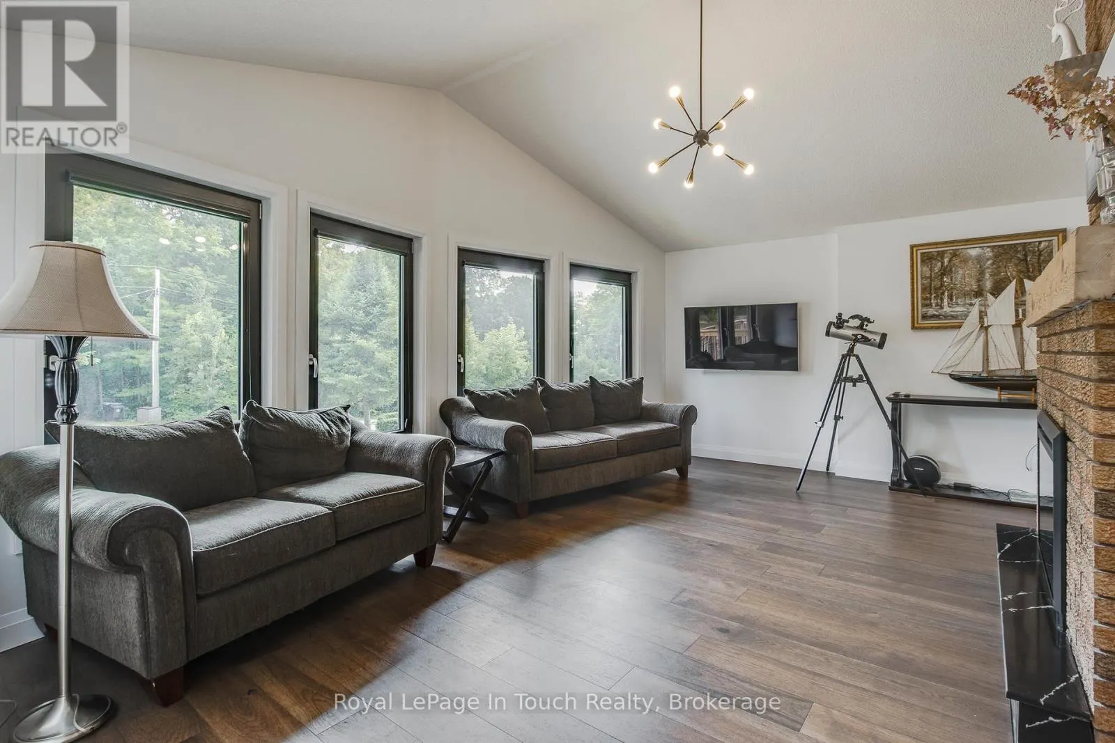 26 GLEN CEDAR DRIVE
