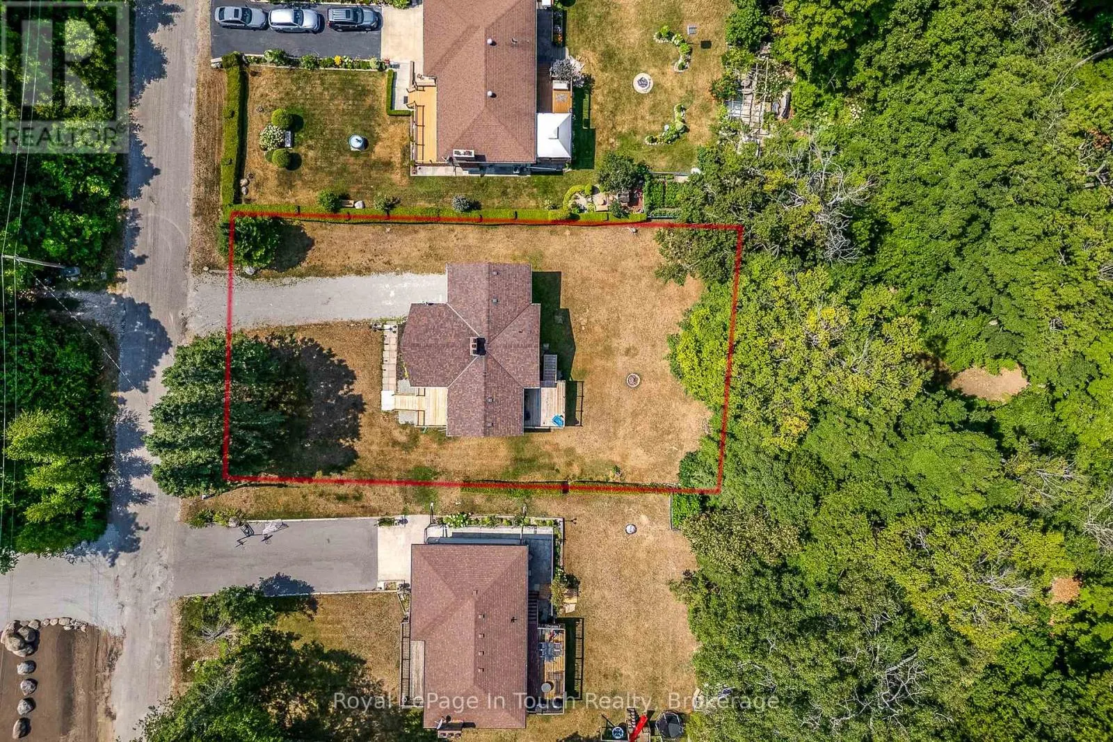 26 GLEN CEDAR DRIVE