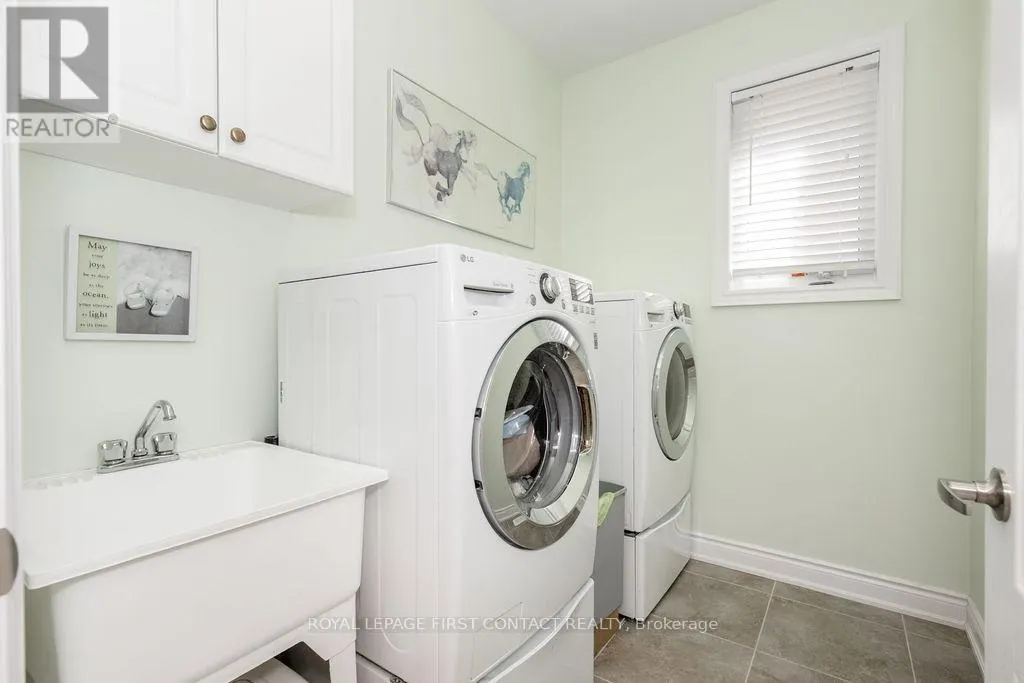 3149 EMPEROR DRIVE