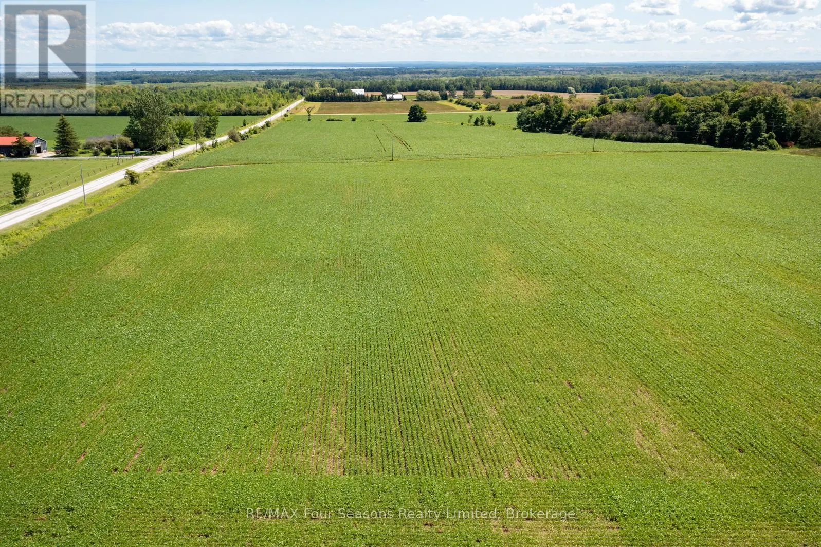 8483 36/37 NOTTAWASAGA SIDE ROAD