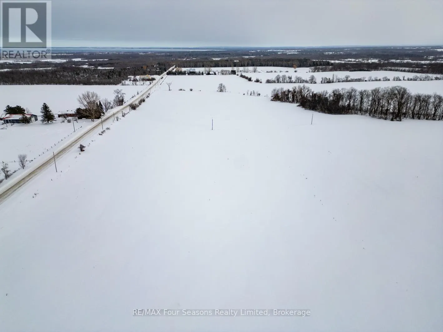8483 36/37 NOTTAWASAGA SIDE ROAD