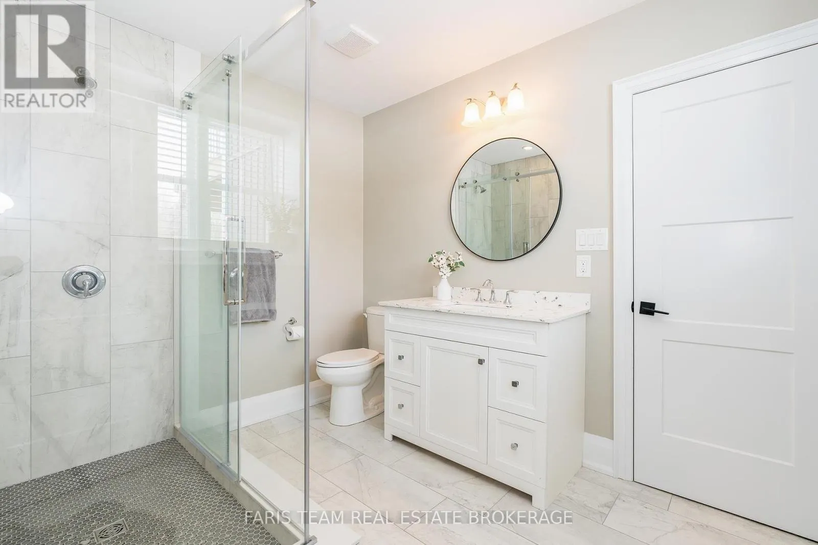 2448 STOCKDALE ROAD