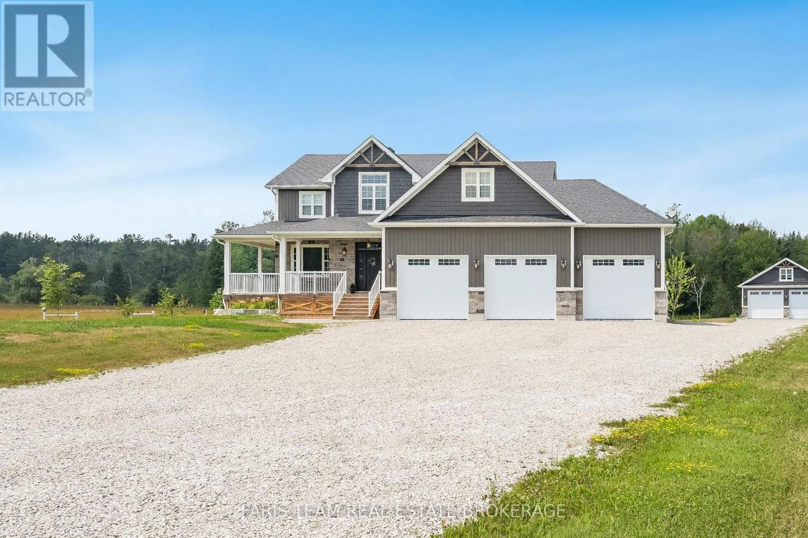 2448 STOCKDALE ROAD