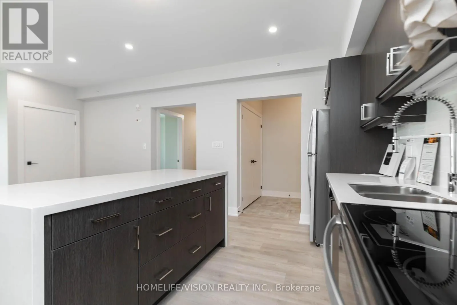 312 - 1 CHEF LANE
