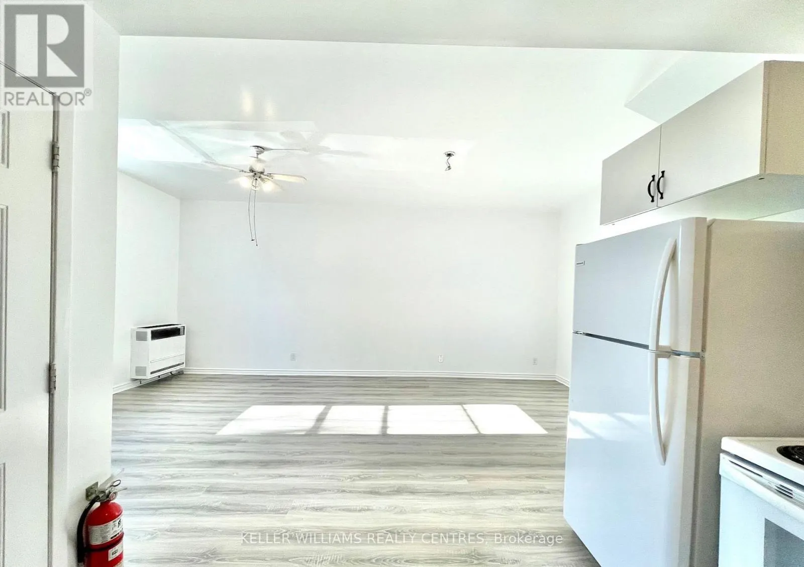 98 BAYFIELD STREET